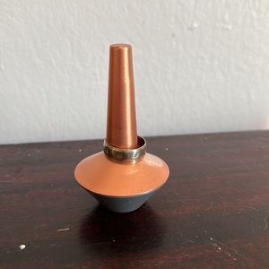 Umbra ring holder